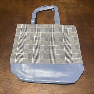 Stylish and Sturdy Gray and Blue Plaid Tote Bag​